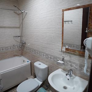 Standard Zimmer mit zwei Einzelbetten